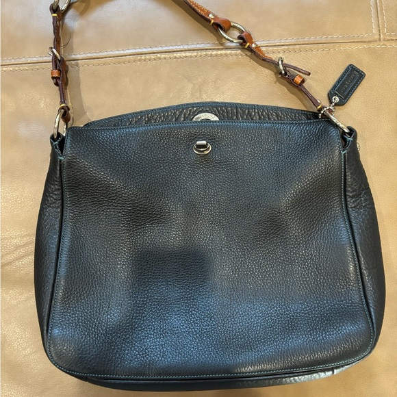 Coach Black Leather Shoulder Bag - Picture 1 of 7